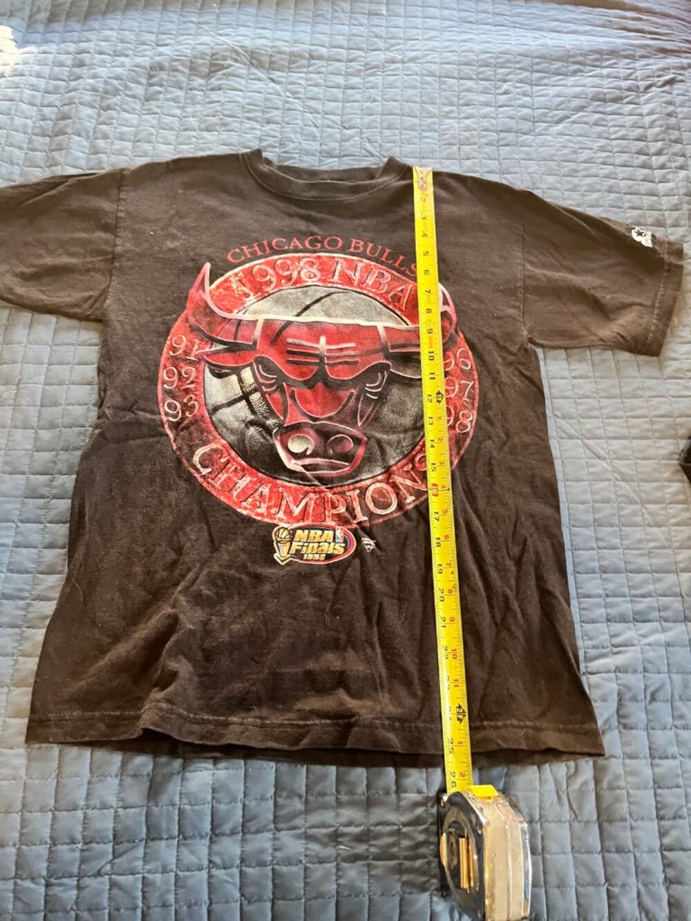 Vintage 1998 Chicago Bulls NBA Champions Tee Starter Youth 20 Bulls Tour